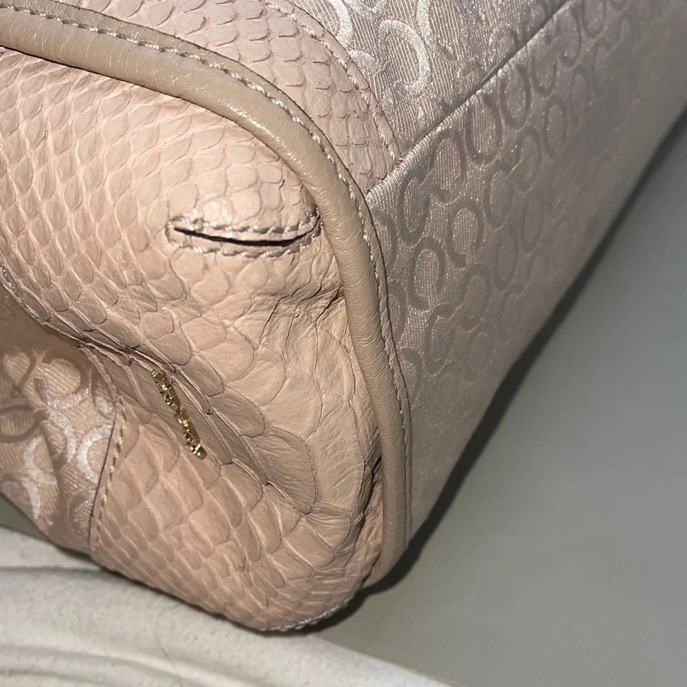Coach Madison Op Art Pearl Phoebe Elegant Beige Shoulder Bag J1393-27848 Coach